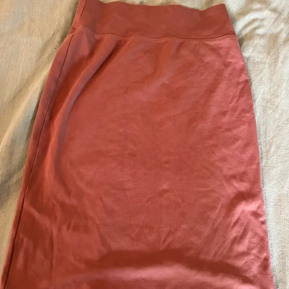 Chic Coral Women's Skirt - Picture 2 of 16